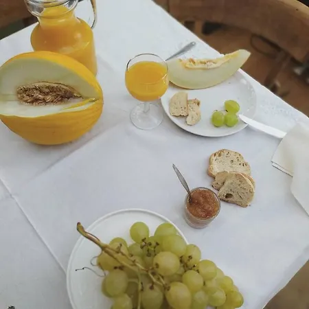 La Vispa Ceresa 3* Кастеллинальдо